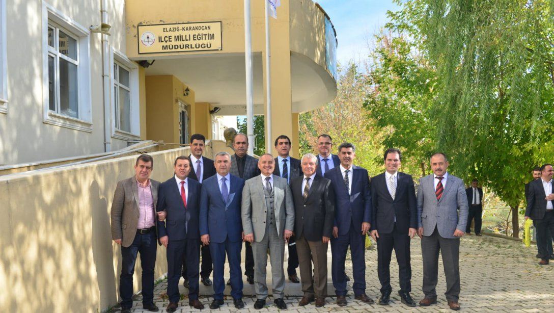 İl Milli Eğitim Müdürü Fevzi Gürtürk Başkanlığında Karakoçan ilçesinde İlçe Müdürleri Toplantısı Yapıldı